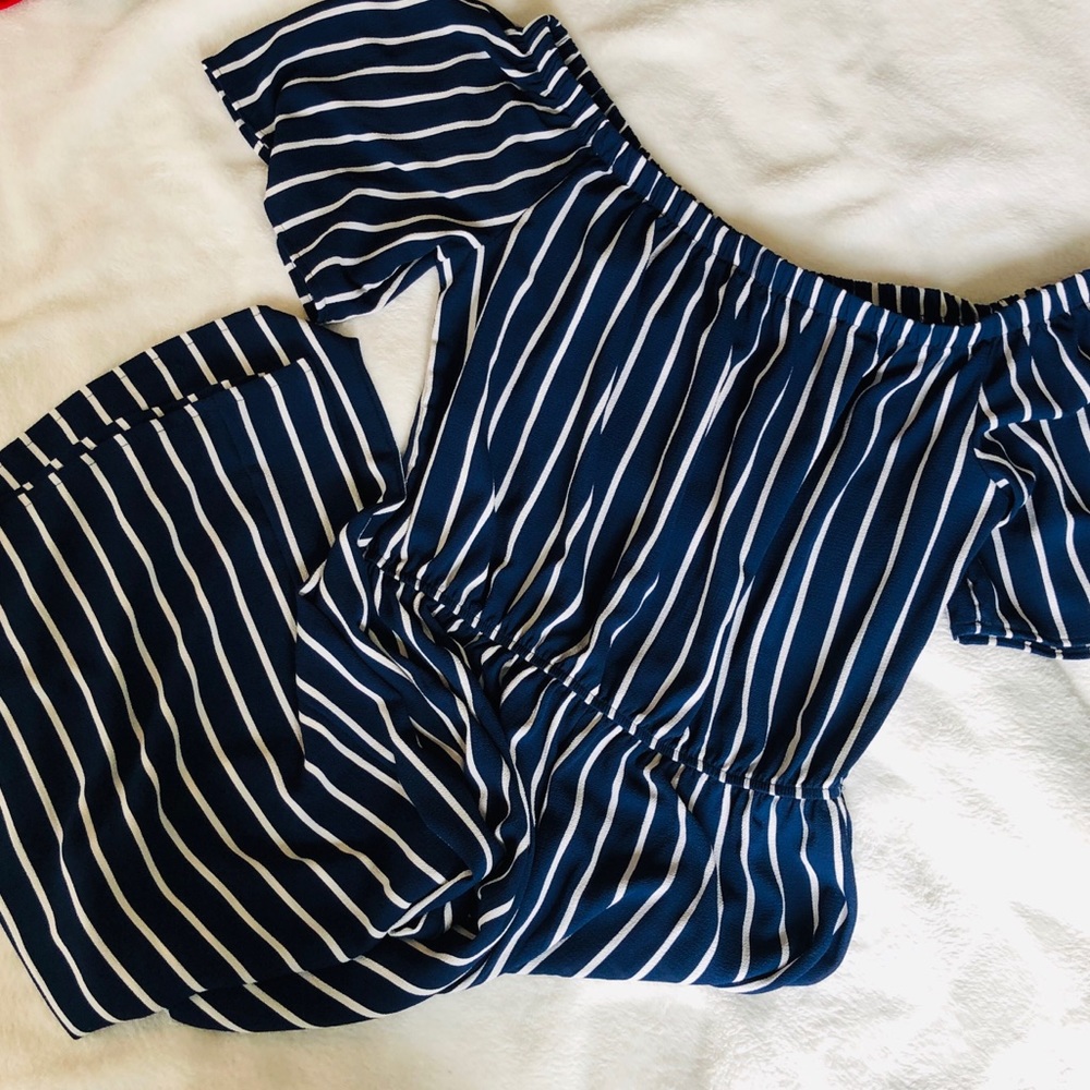 Ambiance Navy & White Striped Jumpsuit/Romper SZ L